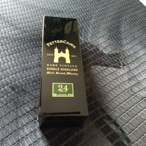 RARE Vintage Fettercairn scotch whisky lacquer box